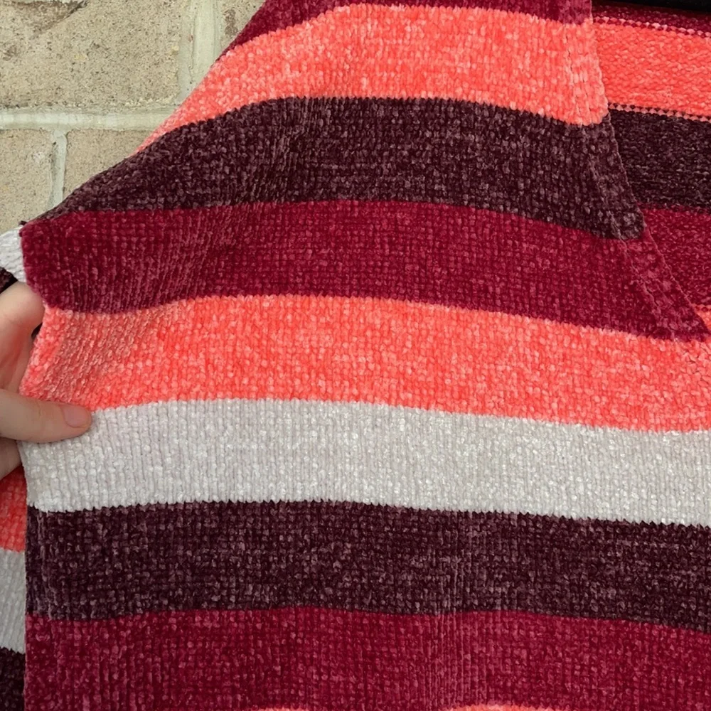 Express Chenille Striped V-Neck Sweater